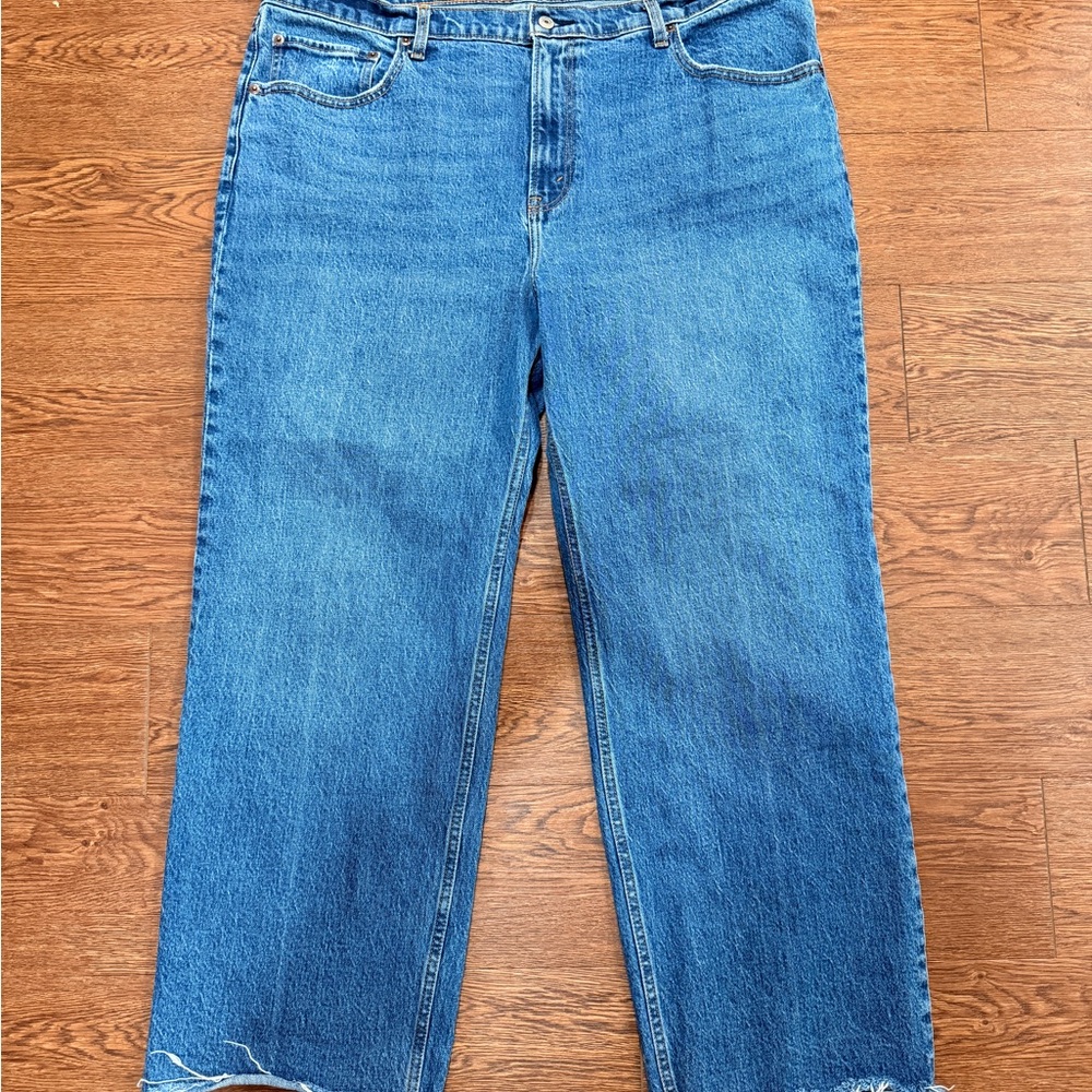 Abercrombie & Fitch Medium Blue Straight-Leg Jeans